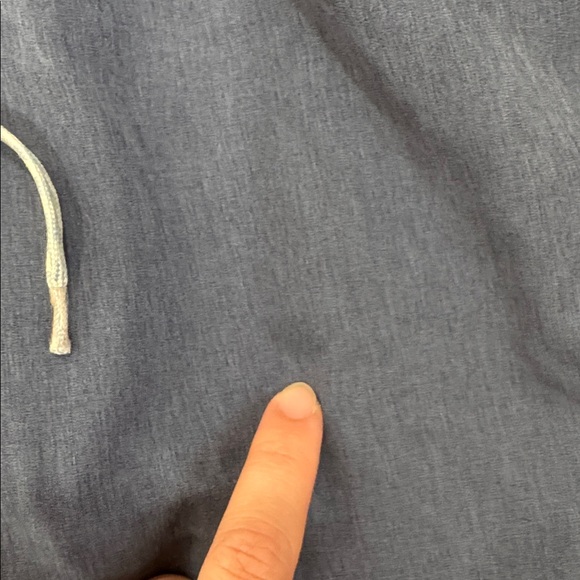 Vuori Mens Banks shorts sky grey linen texture active - Picture 8 of 9